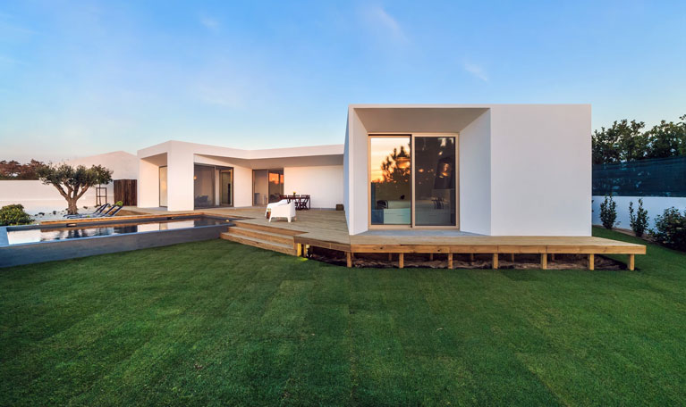 Residential & Commercial Expertise